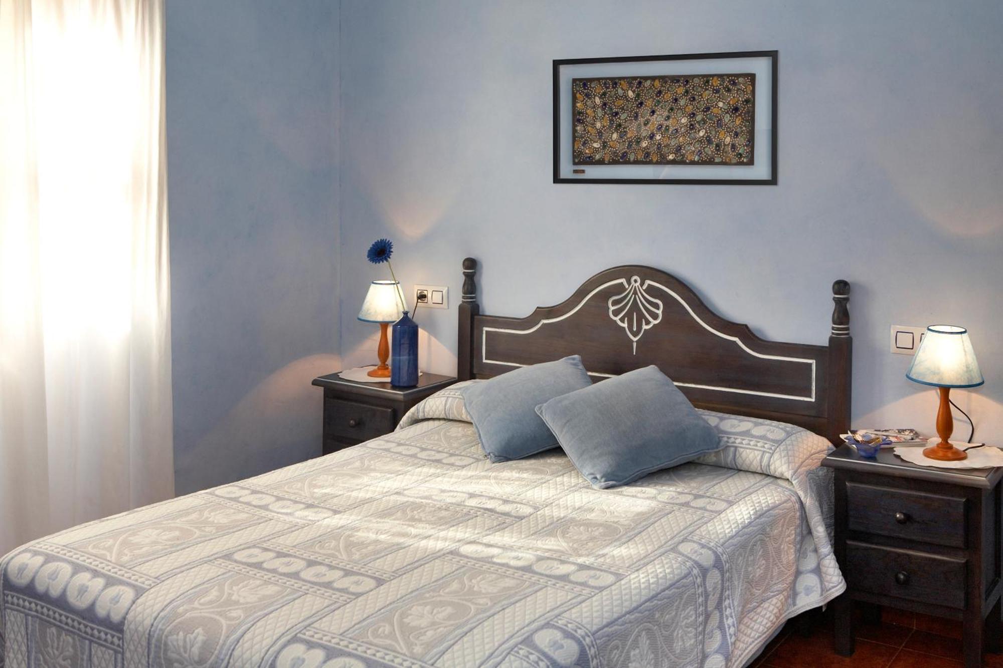 Turisme Rural Ca L,Anguila Guest House Peratallada Bagian luar foto