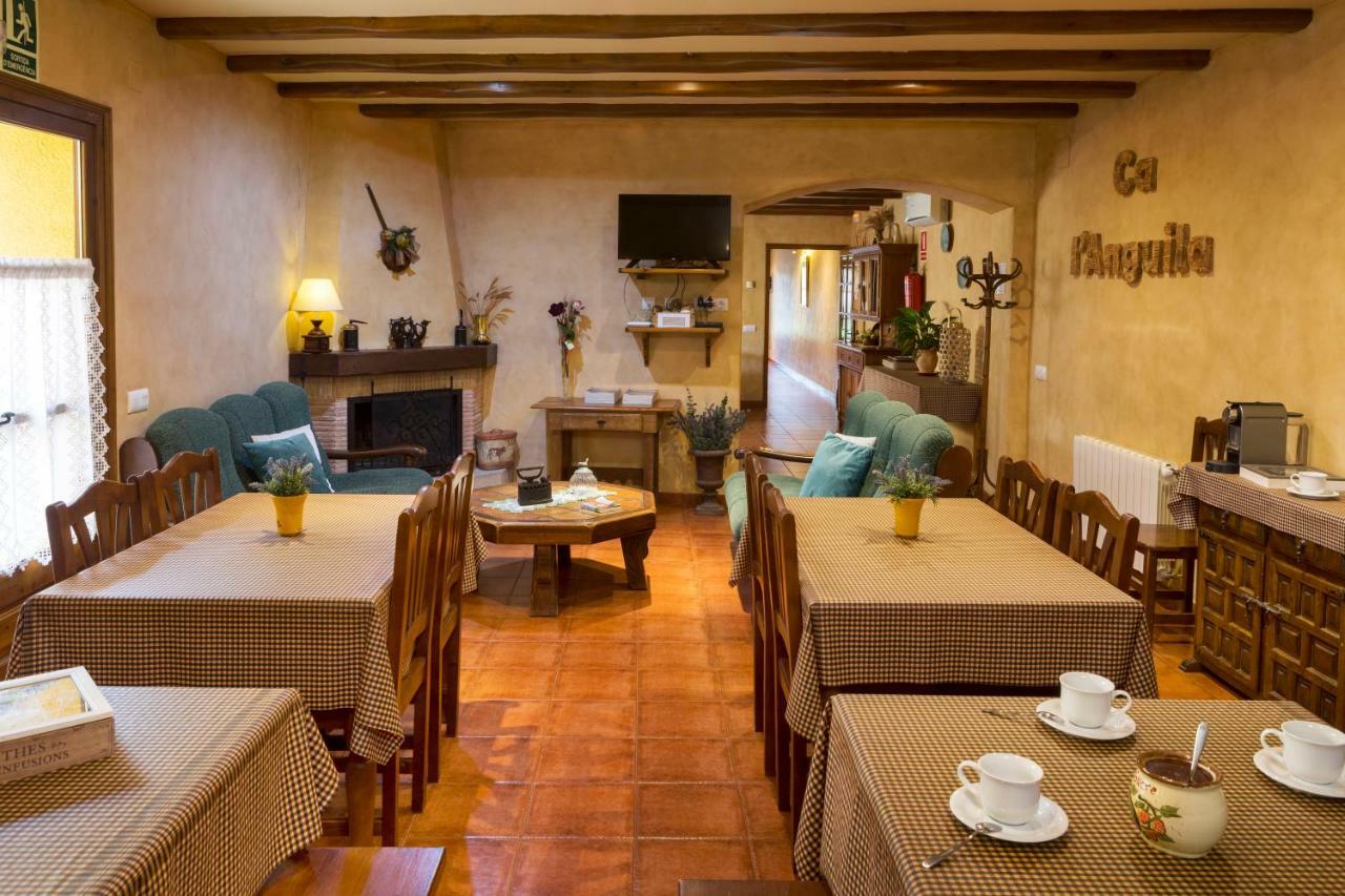 Turisme Rural Ca L,Anguila Guest House Peratallada Bagian luar foto